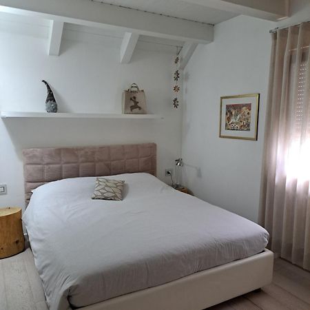 Home White ライヴェス エクステリア 写真